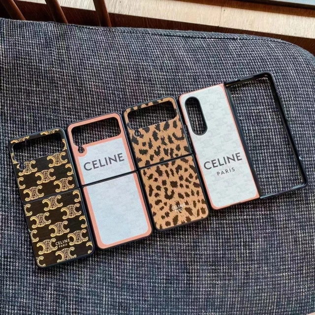 セリーヌ Galaxy Z Fold3/Z Fold 2ケース ヒョウ柄 CELINE Galaxy Z Flip 3ケース トリオンフ柄 Celine ギャラクシーフリップ3 カバー レオパード ロゴプリント 折り畳みスマホカバー お洒落 エレガント 全4色