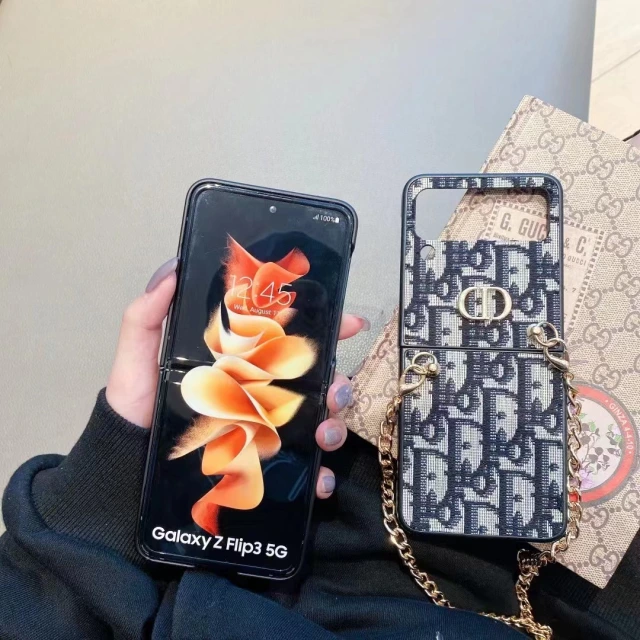 ディオール Galaxy Z Flip3ケース ショルダースマホケース セリーヌ ギャラクシーフリップ3 カバー 斜め掛け DIOR Galaxy Z Flip3 5Gケース トロッター柄 CELINE 折り畳みケース トリオンフ柄 チェーン付き 便利 cocobuyee通販