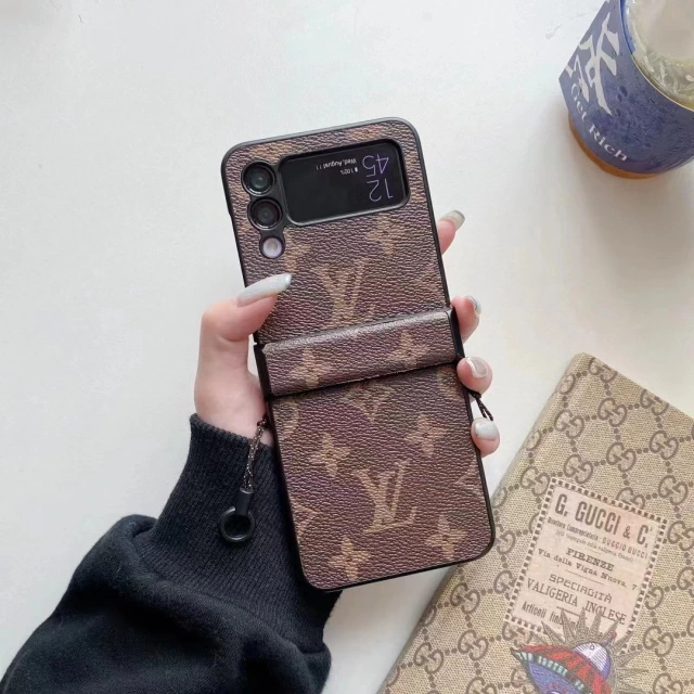 ヴィトン Galaxy Z Flip3ケース ショルダースマホケース Louis Vuitton ギャラクシーフリップ3 カバー モノグラム ルイビトン Galaxy Z Flip3 5Gケース 取り外し可能チェーン付き 折り畳みスマホケース 斜め掛け 全2色