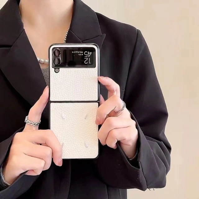 マルジェラ Galaxy Z Fold 3ケース 4ステッチ 新作 Maison Margiela Galaxy Z Flip 3ケース セレブ愛用 メゾン マルジェラ Galaxy Z Fold 2ケース 黒 白 折り畳みスマホケース ブランド 人気おすすめ