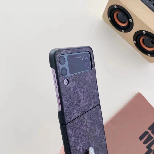 ルイヴィトン Galaxy Z Fold3ケース モノグラム 定番 Vuitton ギャラクシーフリップ3 カバー 芸能人愛用 ルイビトン Galaxy Z Fold2ケース ビジネス Galaxy Z Flip 3ケース 男女兼用 シンプル 折り畳み おすすめ