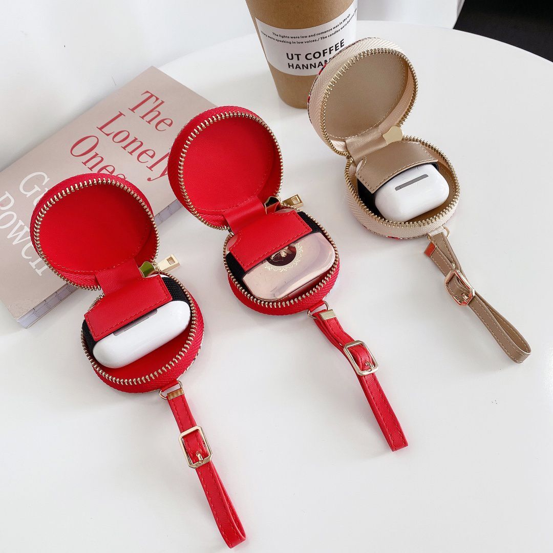 GUCCI グッチ 第二世代　GGスプリーム AirPods ケース Gucci グッチブランドエアーポッズ プロ2ケース落下防止airpods