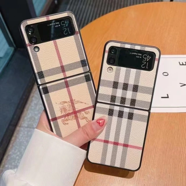 バーバリー Galaxy Z Fold3ケース チェック柄 ロゴ付き BURBERRY Galaxy Z Flip3ケース クラシック Burberry ギャラクシー Z フリップ3ケース 高級感 burberry Galaxy Z Fold3 5Gケース エレガント 男女兼用 シンプル 全5色