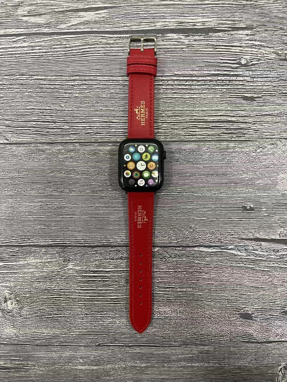 HERMES Apple Watch 時計バンド ロゴプリント