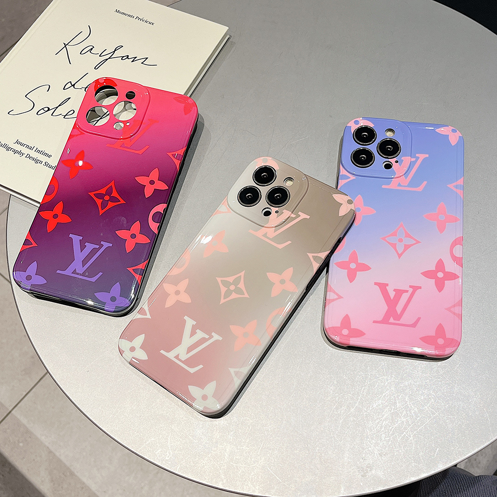 ルイヴィトン iPhone15 Pro/14Proケース グラデーション VUITTON iPhone15/14 Plusケース モノグラム ヴィトン  iPhone13 ProMaxケース 光沢 ルイビトン iPhone 12Proカバー 個性的 カジュアル 男女兼用 オシャレ 3色