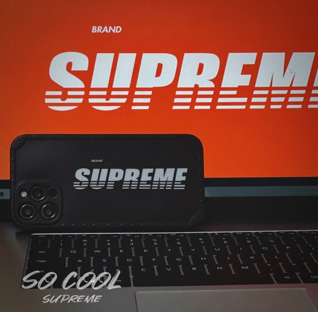 Supreme iPhone14 ProMaxケース ストリート