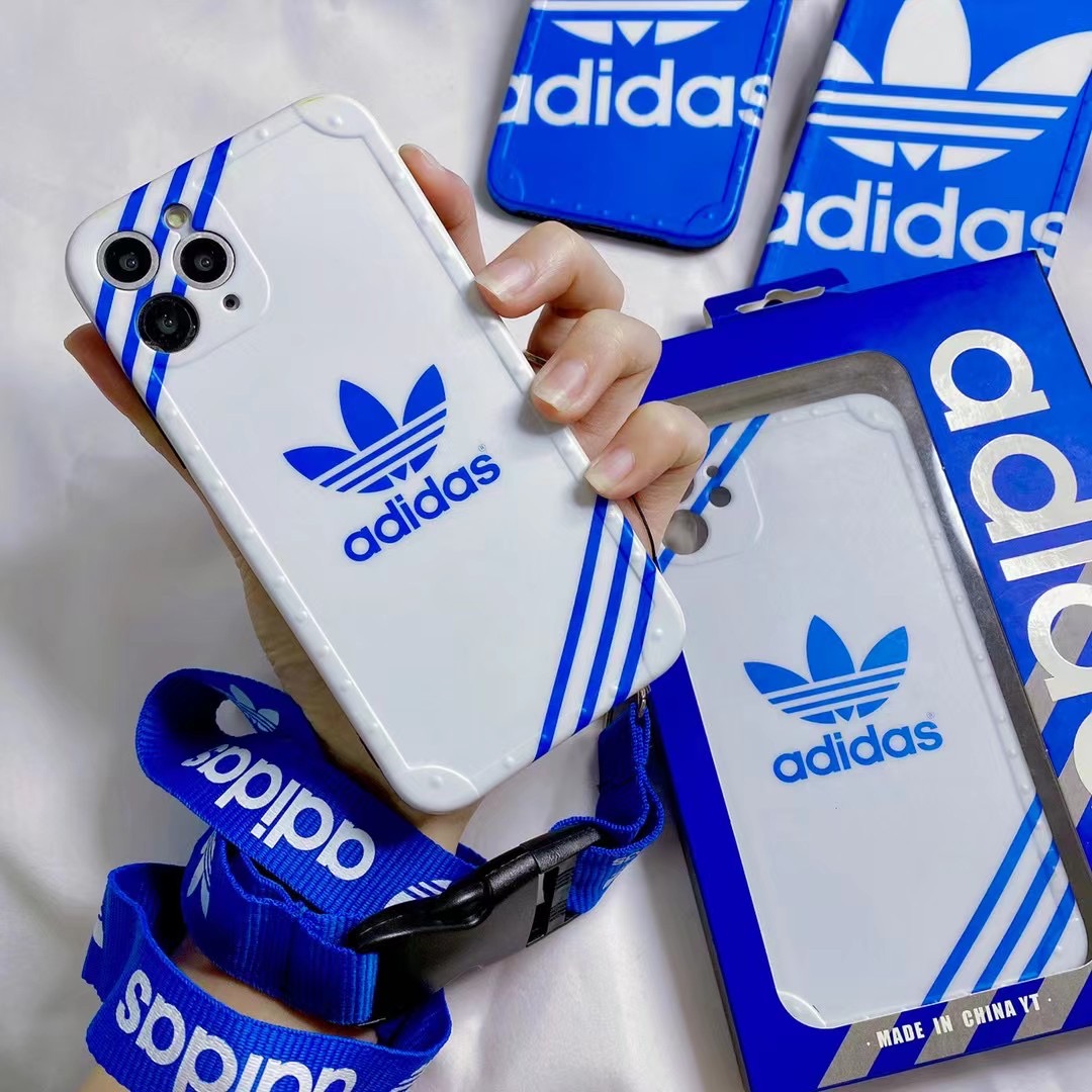 アディダス iPhone15/14Plusケース ネックストラップ付き ADIDAS