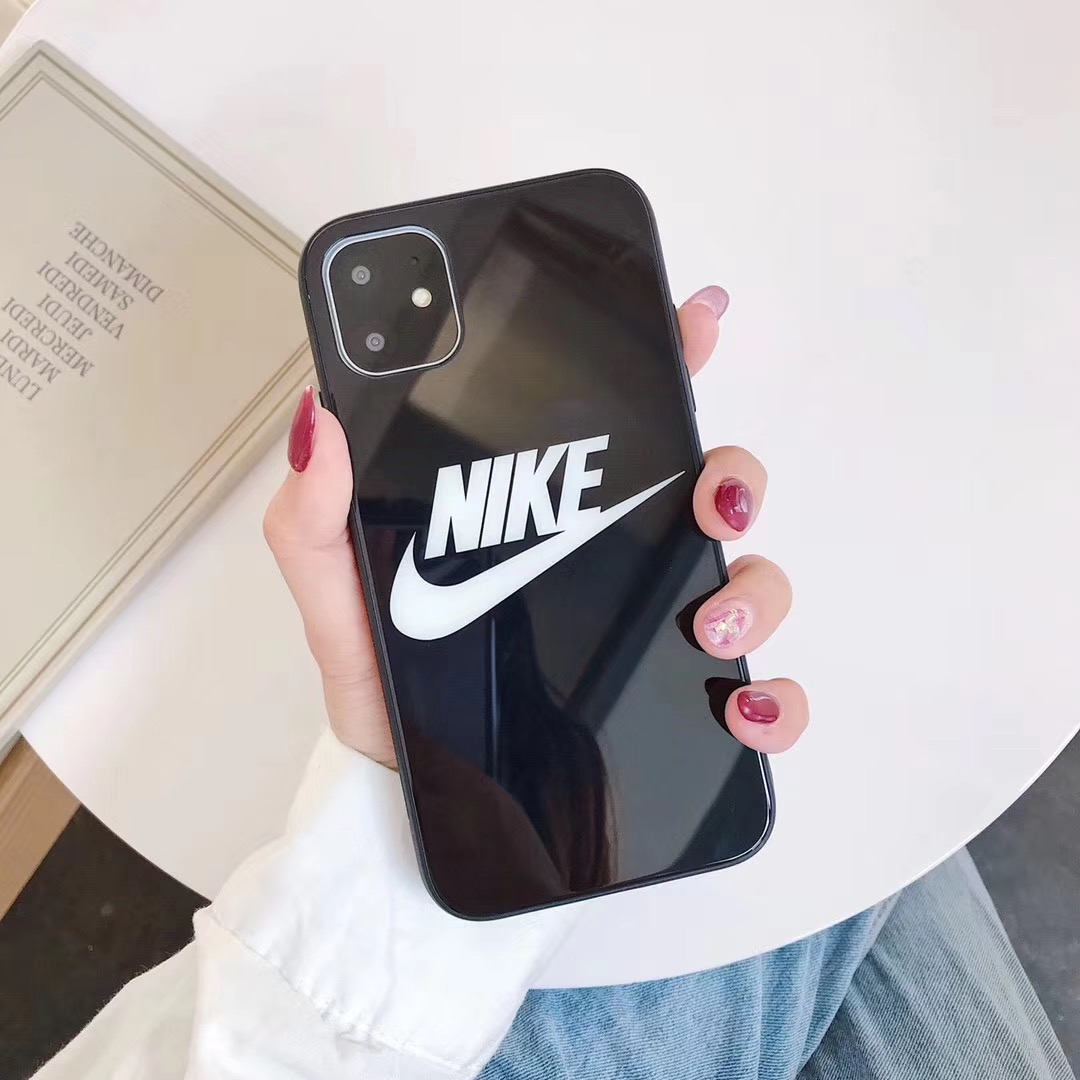 Comme des garcons 2024 iphone x case nike