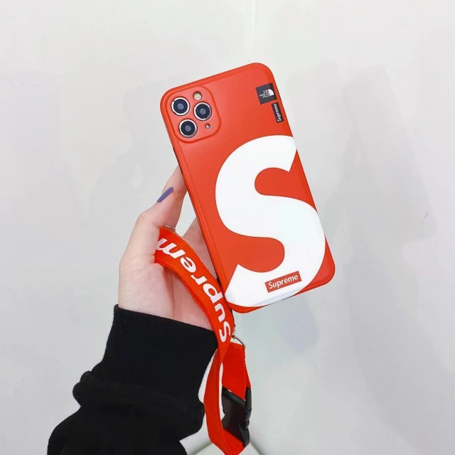 Supreme iPhone 7 8 Plus スマホケース 黒 即日発送可能（本革 32色  