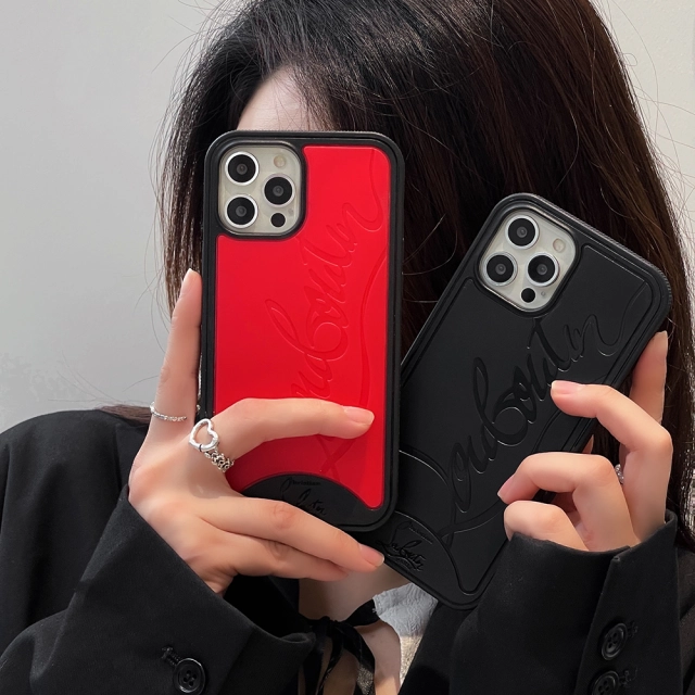 クリスチャン ルブタン iPhone14 Plusケース ロゴ付き