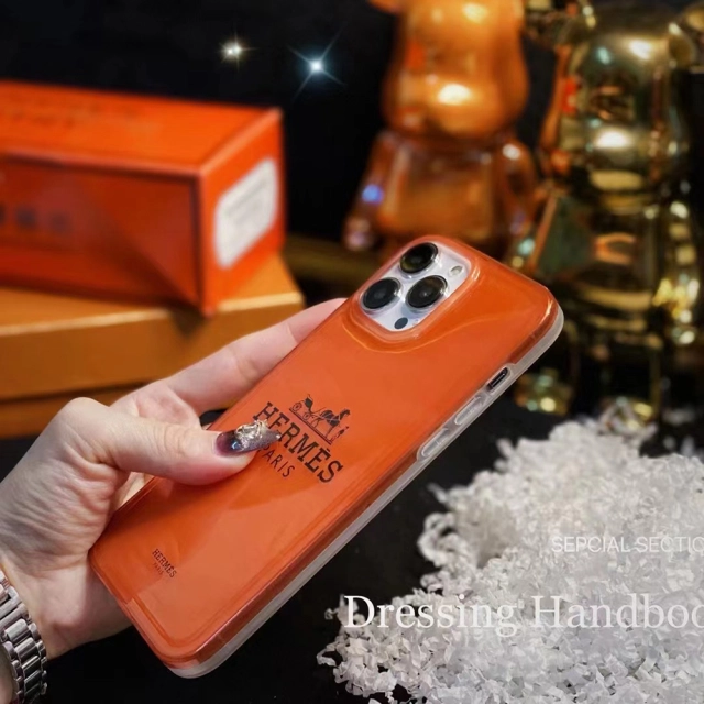 HERMES iPhone 14ProMaxカバー 高級感