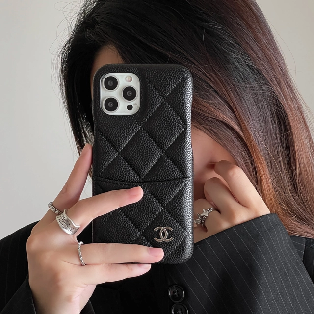 シャネル iPhone15 Pro/14 Proケース カード収納 CHANEL iPhone15 