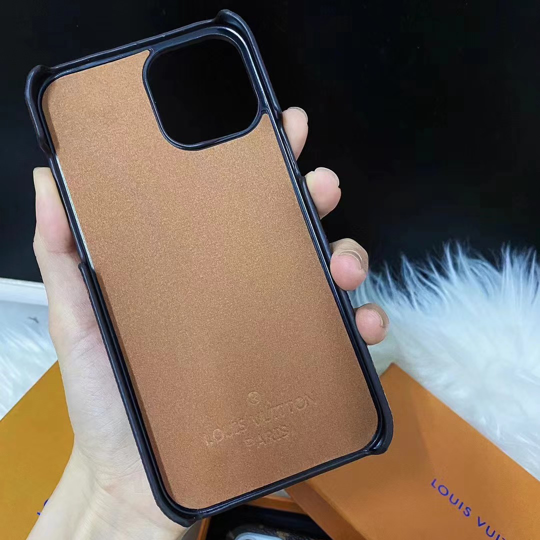 ルイヴィトン iPhone15 Pro/14 Proケース バンパー ドーフィーヌ LV 