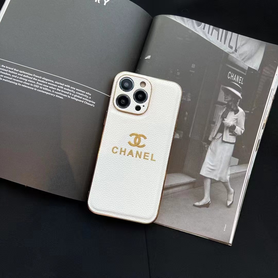 chanel iPhone14ケース トレンド