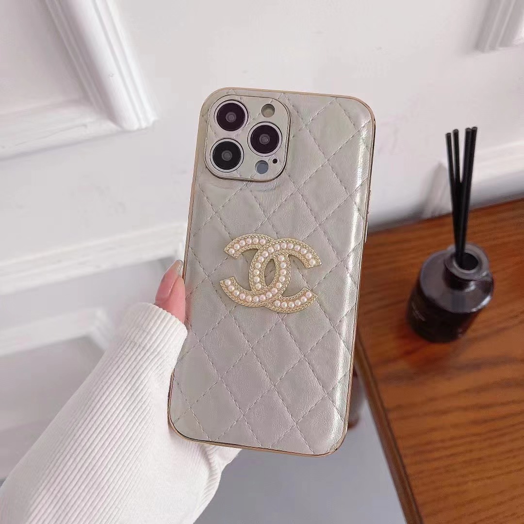 chanel iPhone14ケース キルティングデザイン