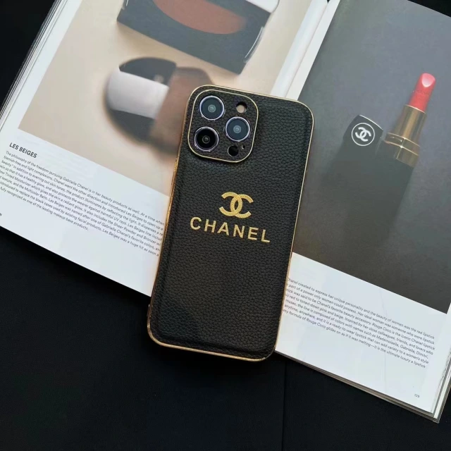 Chanel iPhone14 Proケース 高級感