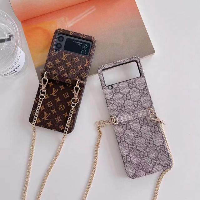 Gucci ギャラクシー フリップ3 カバー GGスプリーム