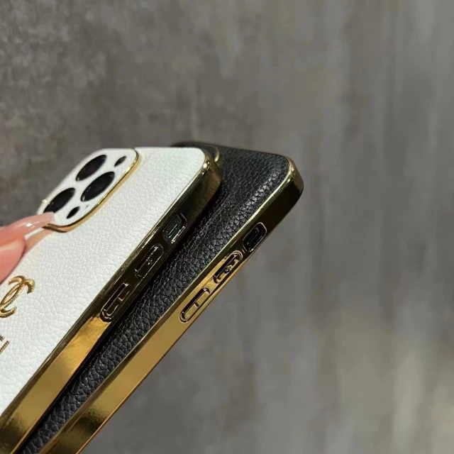 Chanel iPhone14 Proケース 高級感