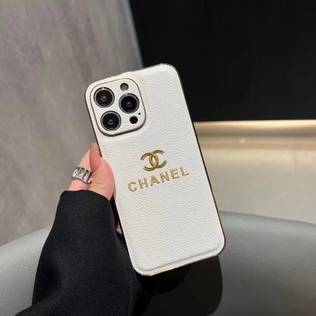 chanel iPhone14ケース トレンド