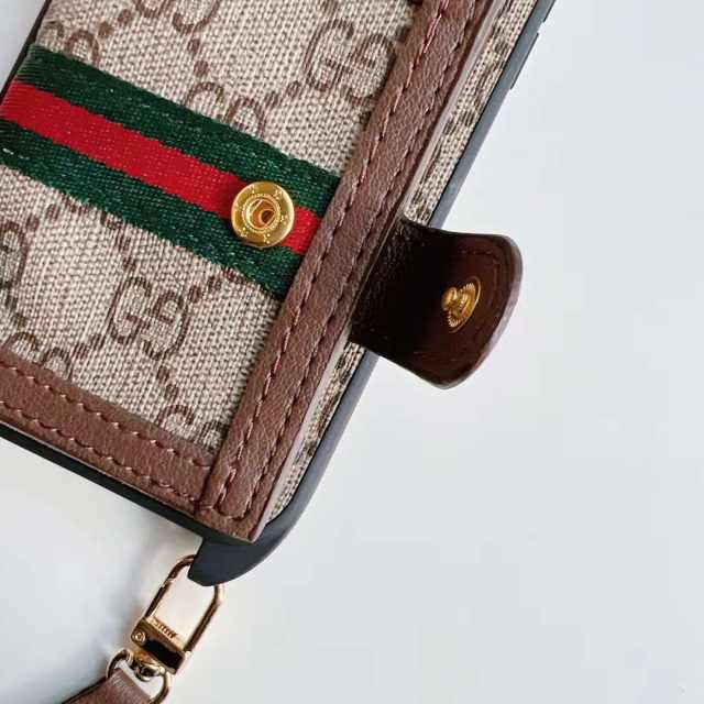 gucci iPhone14カバー 斜めがけ