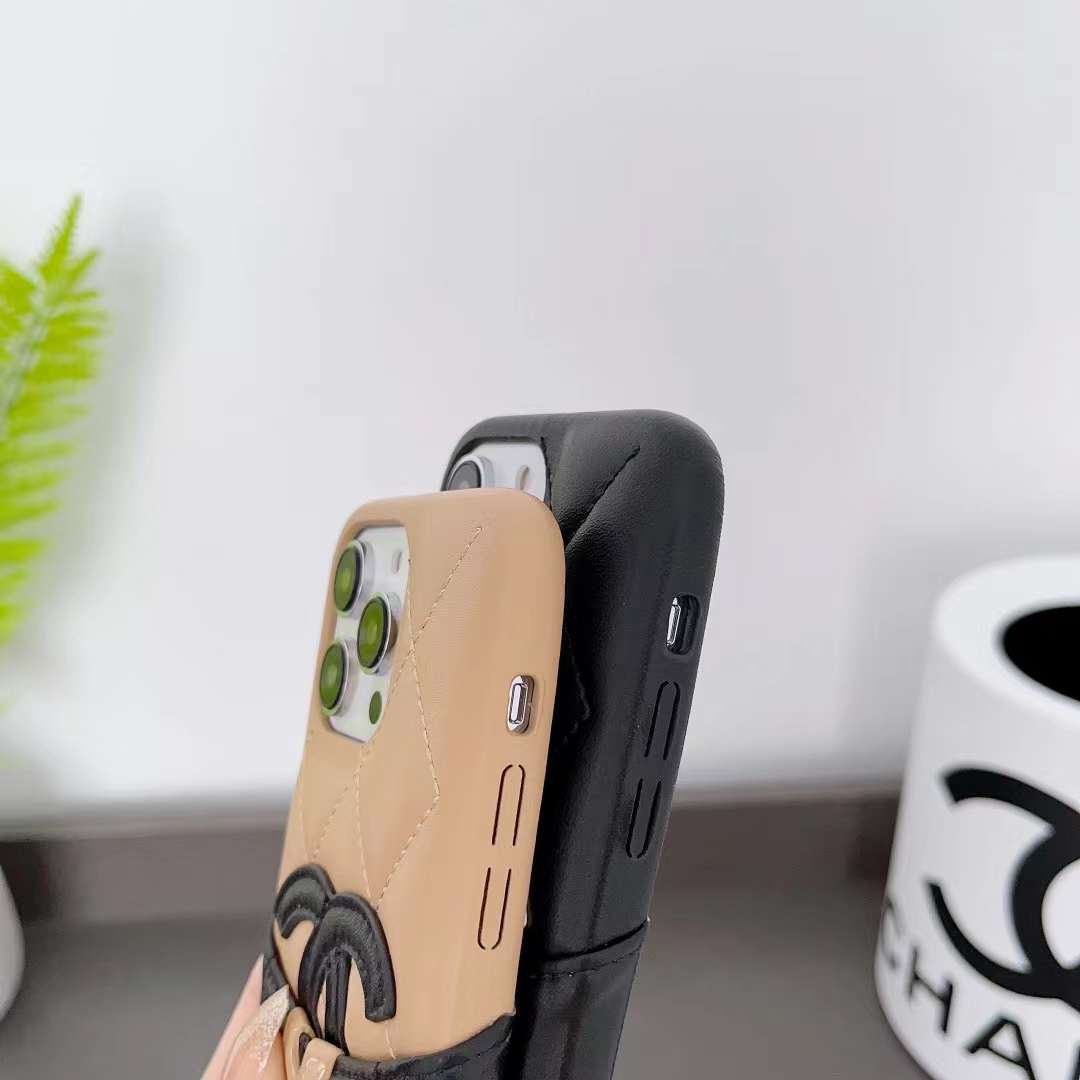 シャネル iPhone15 Pro/14 Proケース スプライス カードポケット付き