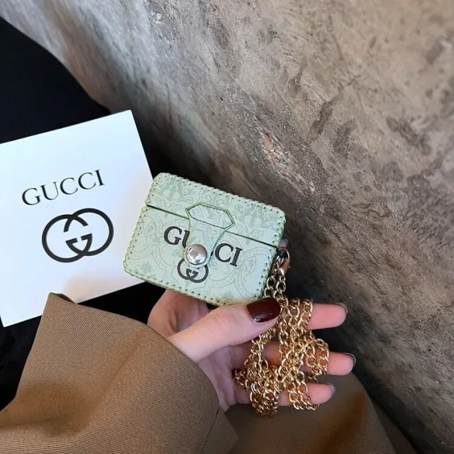 GUCCI ♡ AirPodsProケース 
