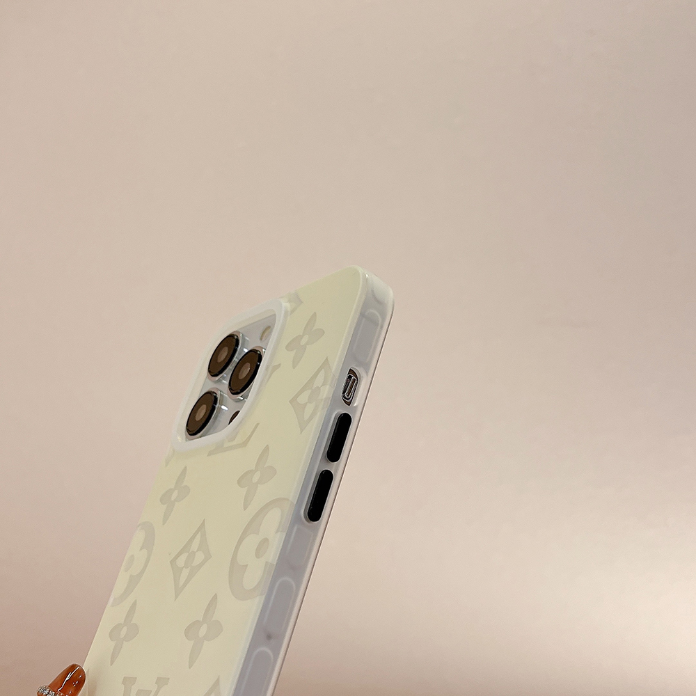 LOUIS VUITTON ベージュ ケース ルイヴィトン iPhone15 Pro/14 Proケース モノグラム柄 マット LV