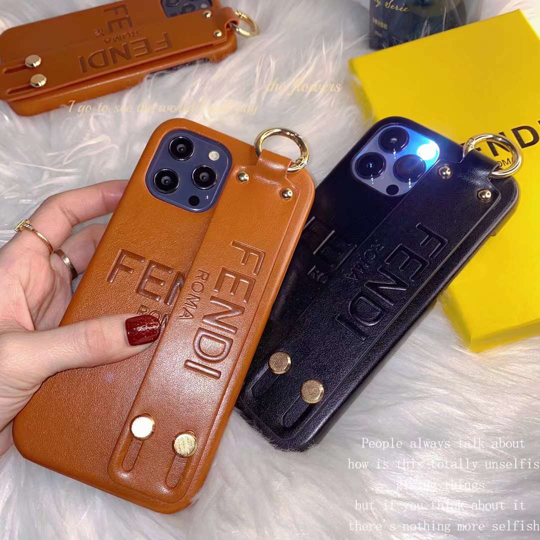 フェンディ iPhone15 Pro/14 Proケース ベルト付き FENDI iPhone15