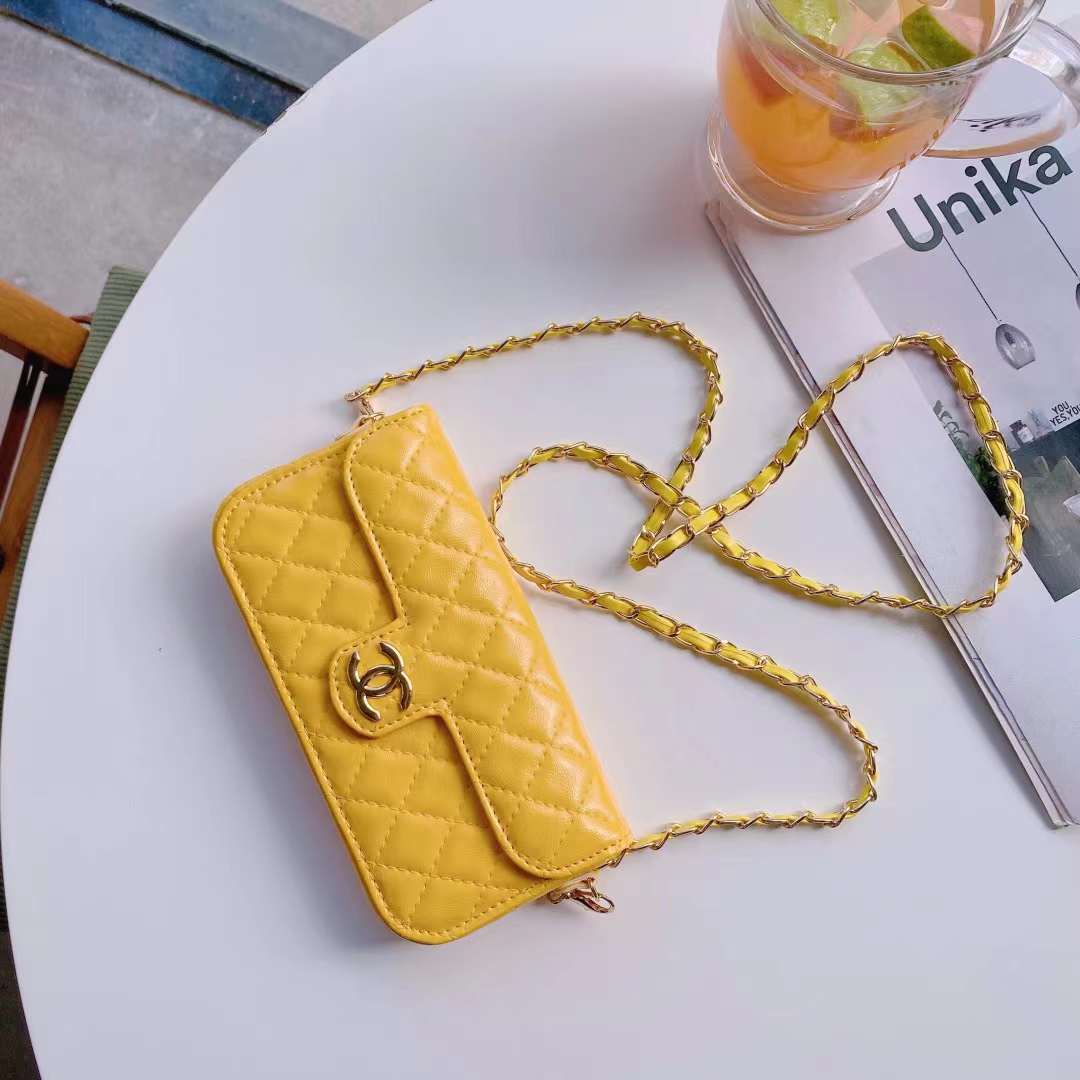 シャネル ミニポシェット ココマーク CHANEL スマホポーチ 斜めがけ