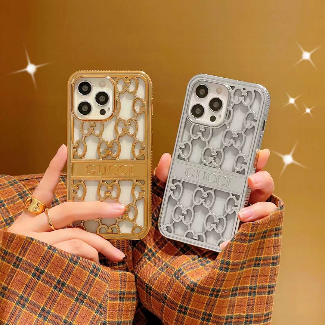 GUCCI iPhone14 Plusケース GGスプリーム