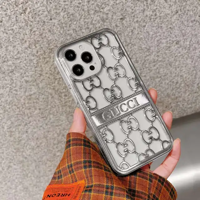 GUCCI iPhone14 Plusケース GGスプリーム