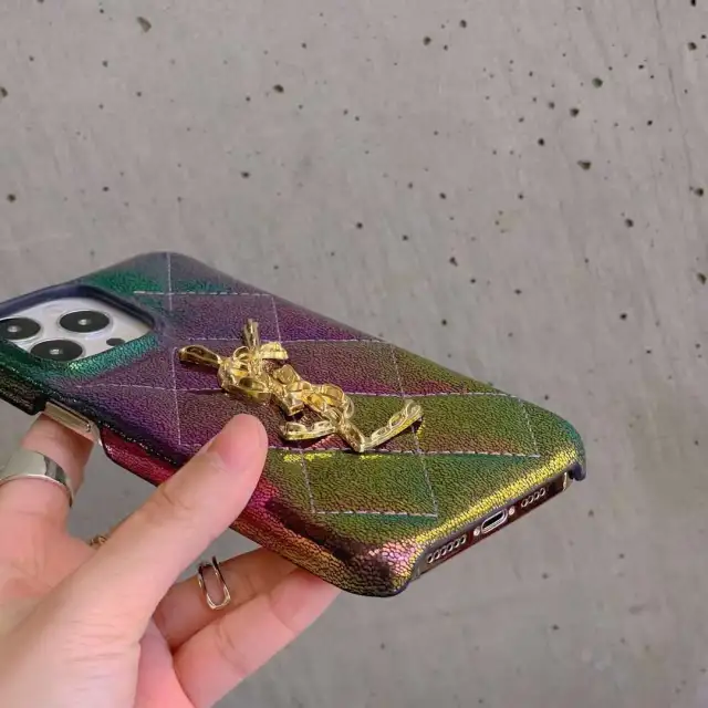 YSL iPhone14 Plusケース ゴールドロゴ
