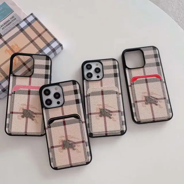 バーバリー iPhone15 Pro/14 Proケース カードポケット付き BURBERRY 