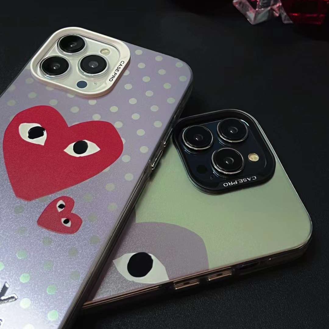 コムデギャルソン プレイ iPhone 14 Proケース かわいい