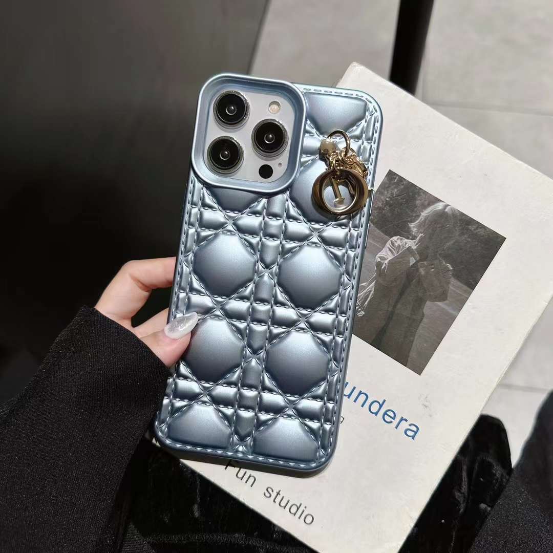 【美品】ディオール スマホケース カナージュ iPhone14 ラムレザー 黒 DIOR | Lady Dior iPhone 16 Pro ケース カナージュ ラムスキン
