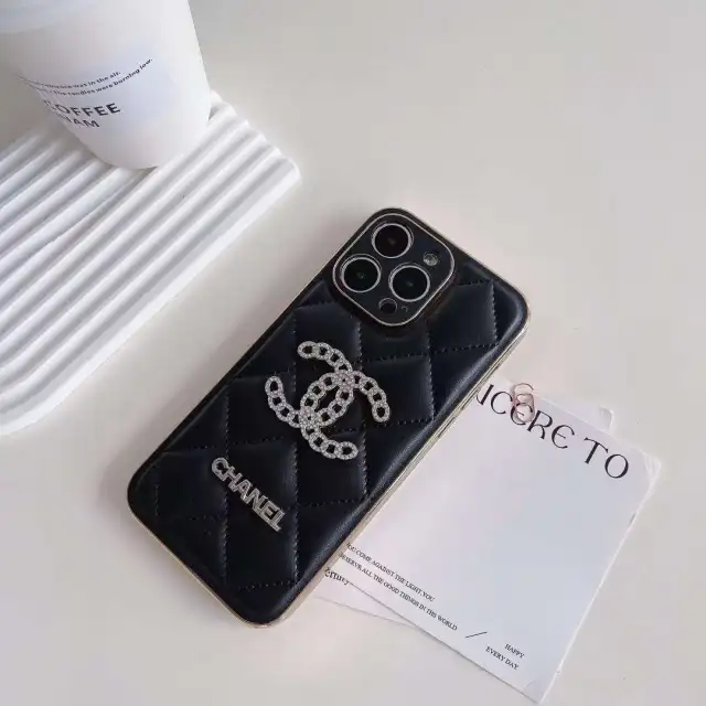 Chanel iPhone14 ProMaxケース ロゴ付き