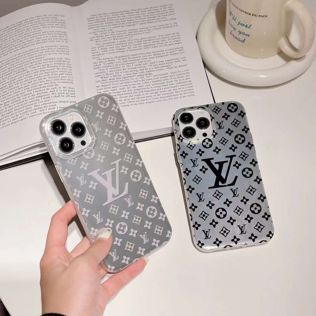 LOUIS VUITTON iPhone14 Proケース モノグラム柄