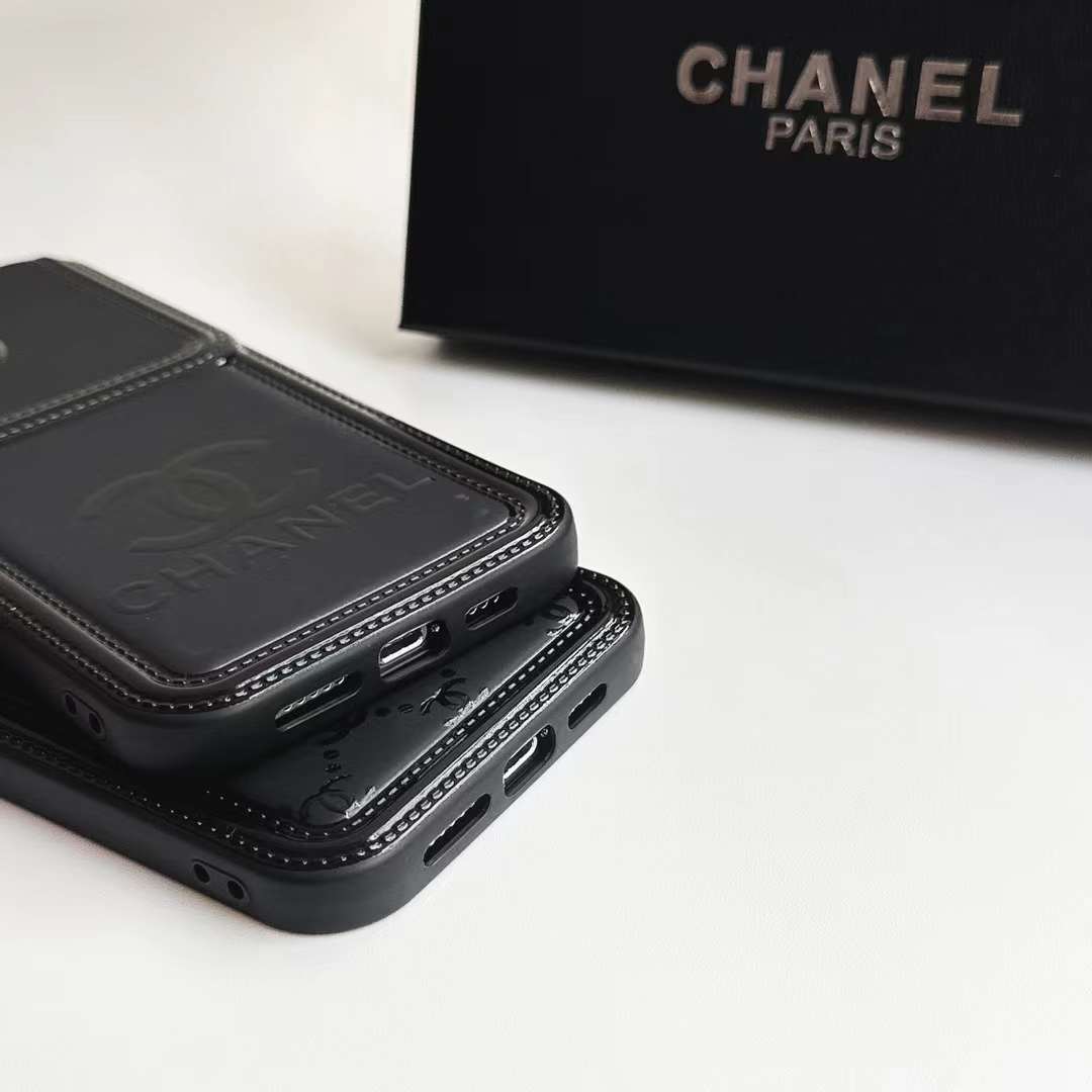 シャネル iPhone15/14 ProMaxケース ロゴ付き CHANEL iPhone15 Pro/14
