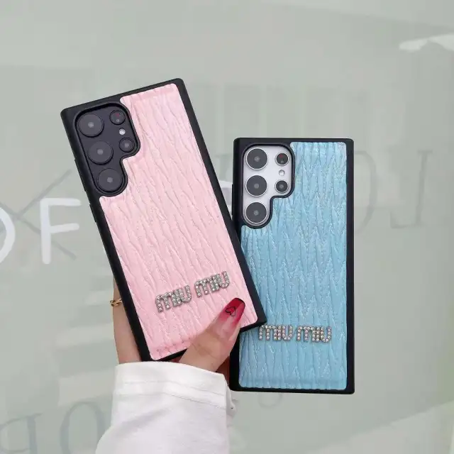 MIUMIU Galaxy S23 Plusケース ラインストーン付き