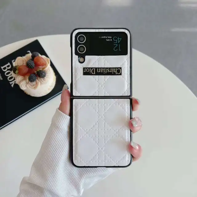 DIOR Galaxy Z Fold4ケース ロゴ付き