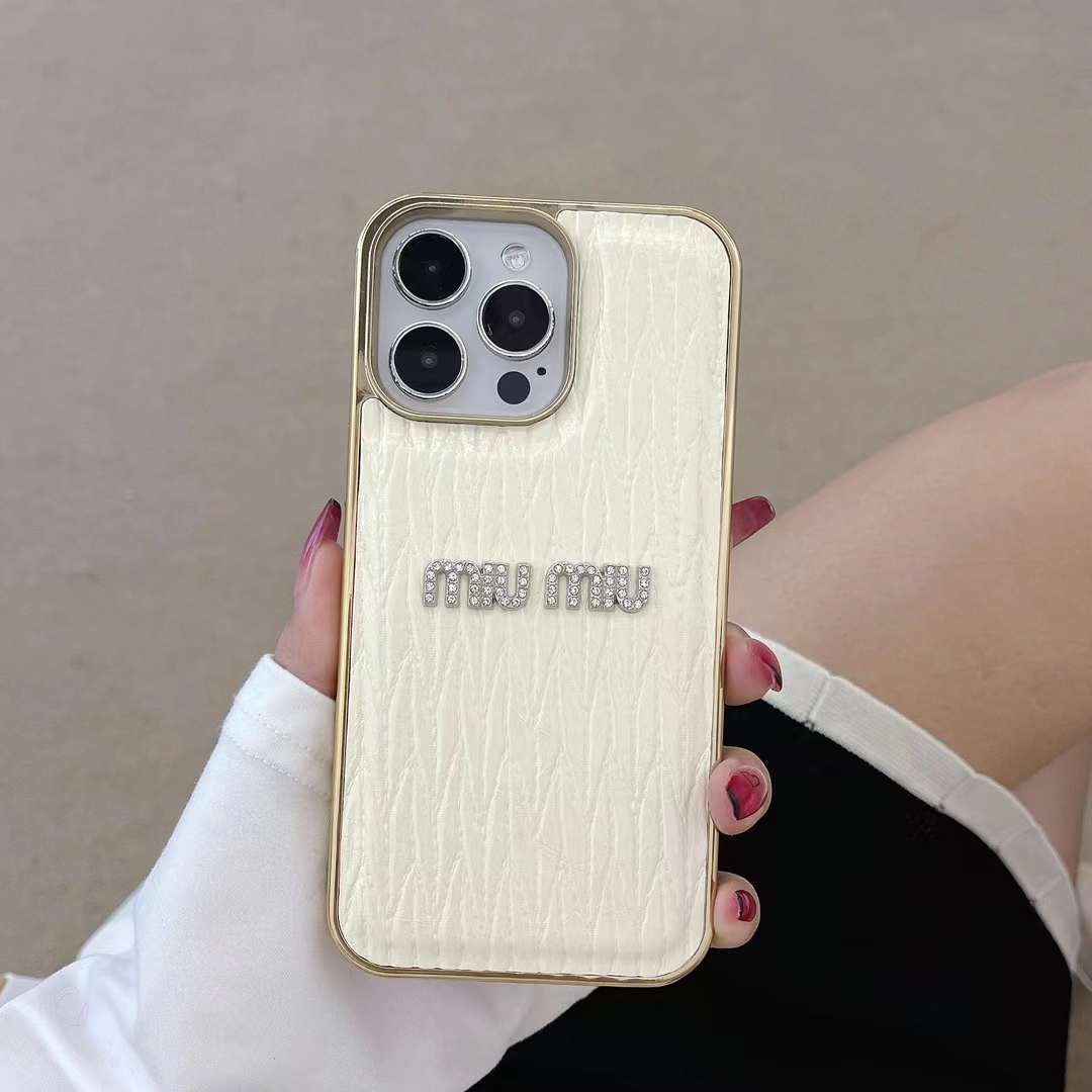 ミュウミュウ iPhone15 Pro/14 Proケース マテラッセ風 MIUMIU