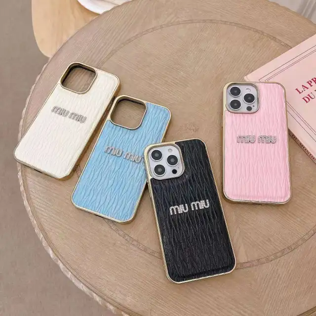 MIUMIU iPhone14ケース ロゴ付き