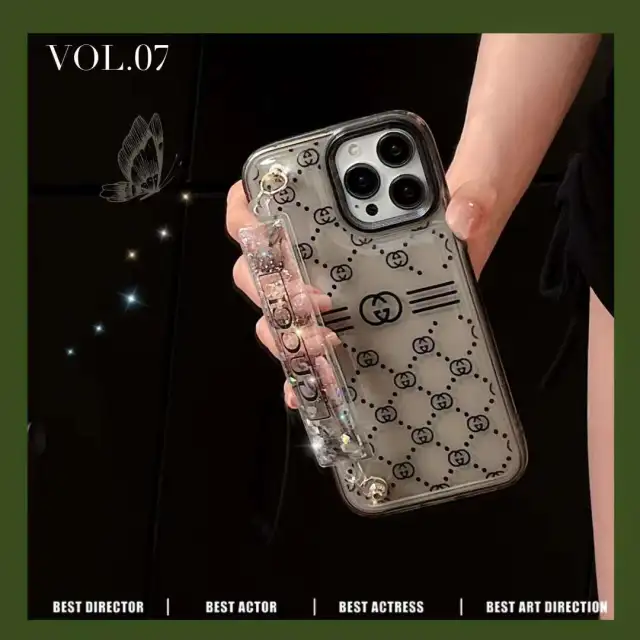 グッチ iPhone15 Pro/14 Proケース ベルト付き GUCCI iPhone15/14  