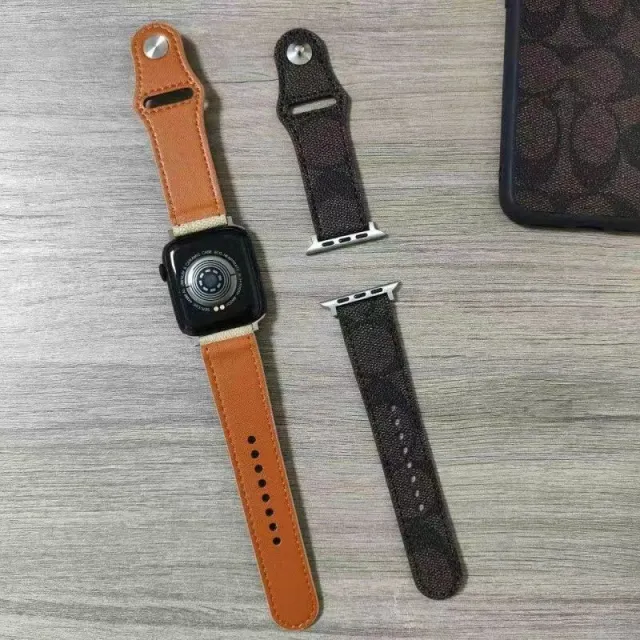 Coach アップルウォッチUltraバンド