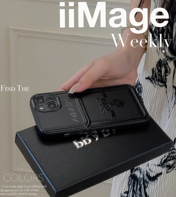 プラダ iPhone15 Proケース 芸能人愛用