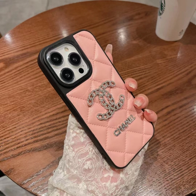 シャネル iPhone15 Proケース かわいい