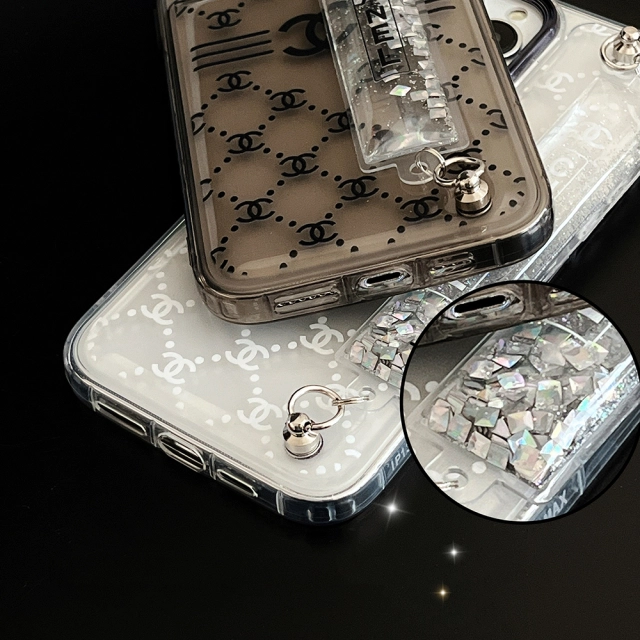 キラキラ流れ iPhone15 Proケース Chanel