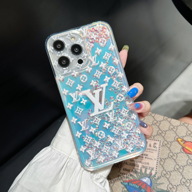 ヴィトン iPhone15ケース キラキラ流れ
