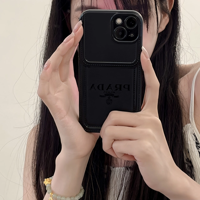 Prada アイフォン15ケース ブラック