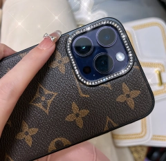 ルイヴィトン iPhone15/15Pro/15ProMaxケース モノグラム キラキラ 